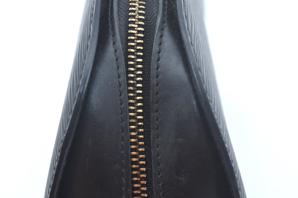 Authentic Louis Vuitton Epi Dauphine MM Pouch Clutch Bag Black M48452 LV K9870