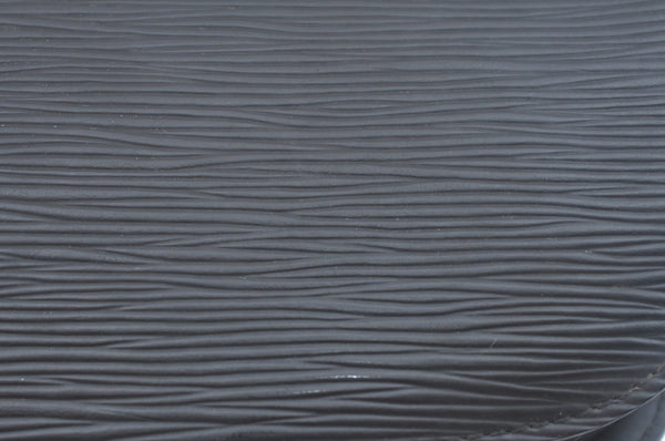 Authentic Louis Vuitton Epi Dauphine MM Pouch Clutch Bag Black M48452 LV K9870