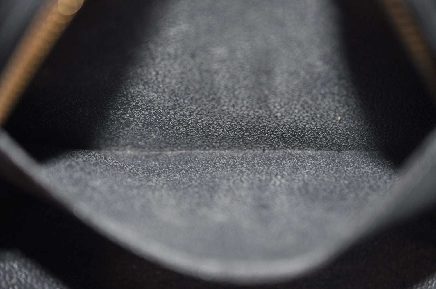 Authentic Louis Vuitton Epi Dauphine MM Pouch Clutch Bag Black M48452 LV K9870