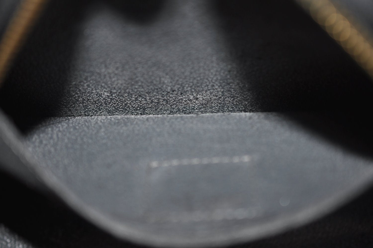 Authentic Louis Vuitton Epi Dauphine MM Pouch Clutch Bag Black M48452 LV K9870