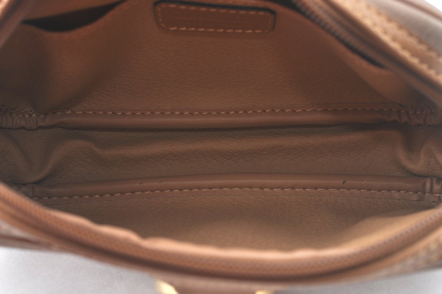Authentic Christian Dior Trotter Pouch Purse PVC Leather Beige K9876