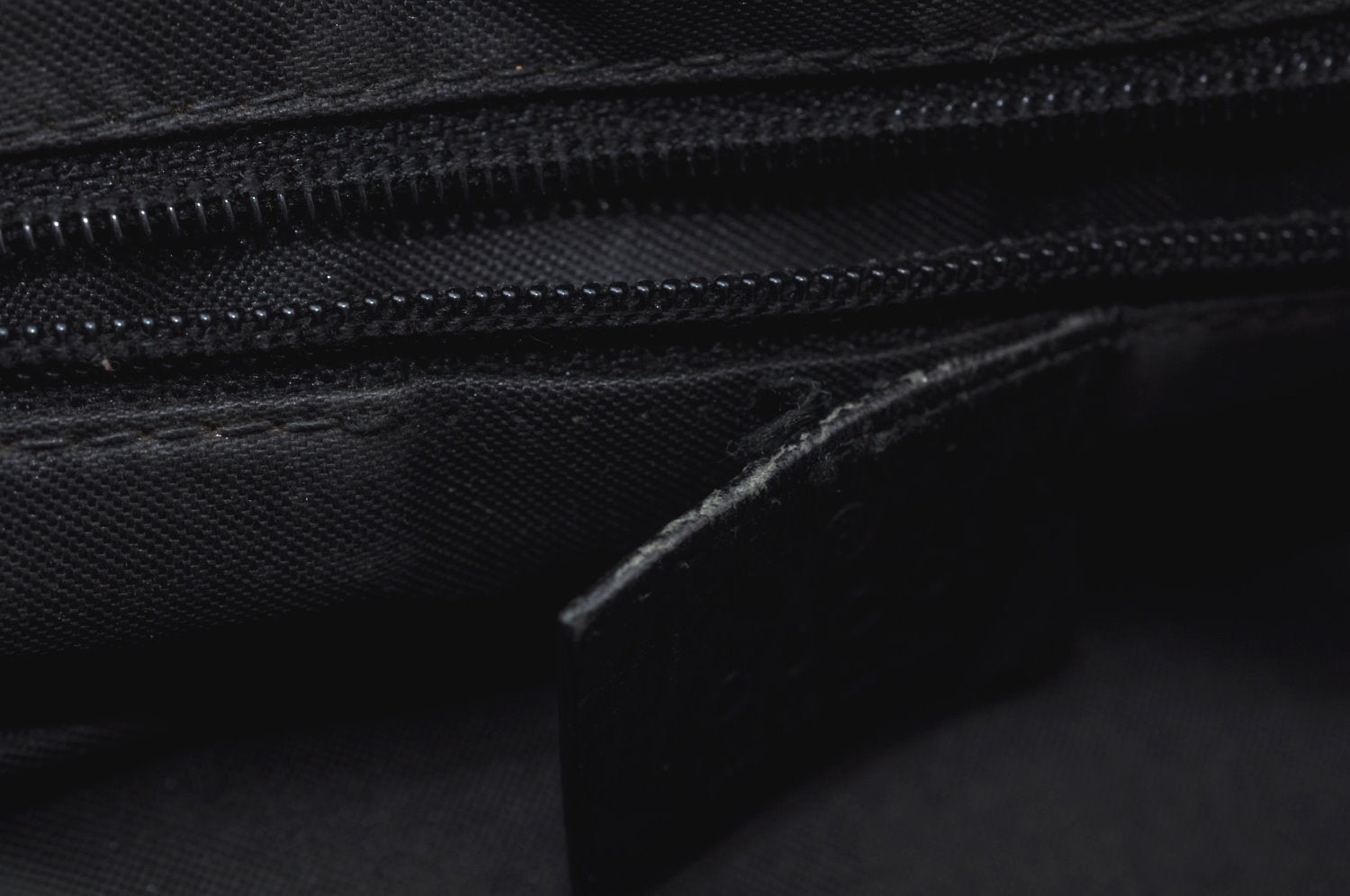 Authentic GUCCI Shoulder Bag GG Suede Leather 0013297 Black K9882