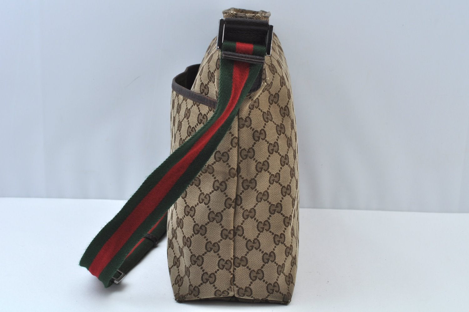 Authentic GUCCI Web Sherry Line Shoulder Cross Bag GG Canvas Leather Brown K9897