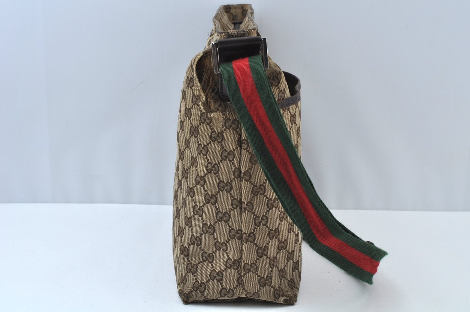 Authentic GUCCI Web Sherry Line Shoulder Cross Bag GG Canvas Leather Brown K9897