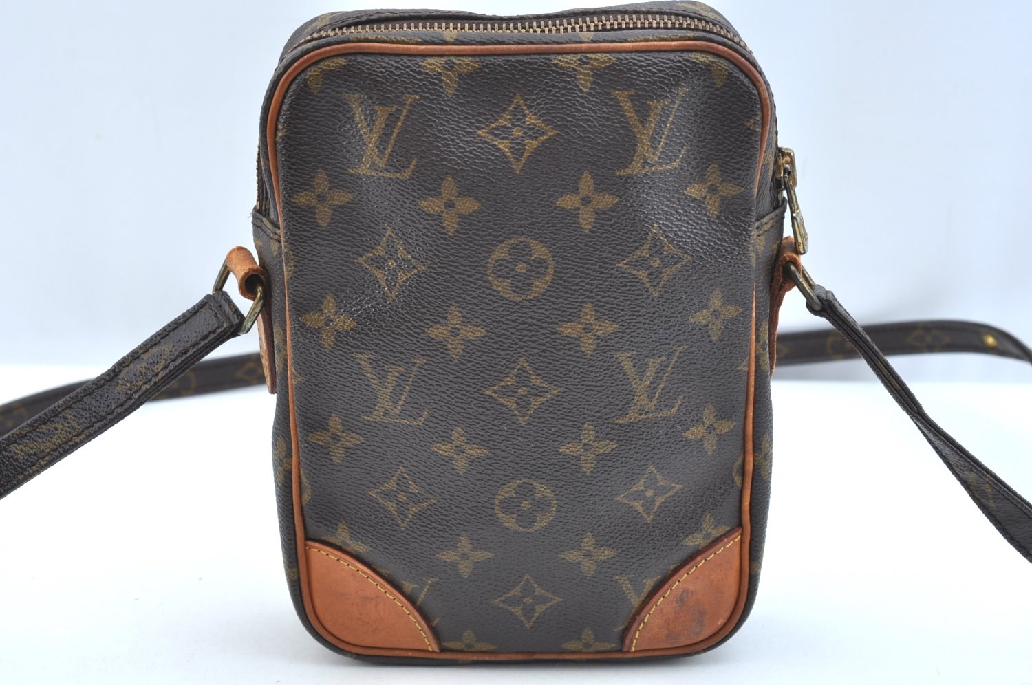 Authentic Louis Vuitton Monogram Danube Shoulder Cross Body Bag M45266 LV K9945