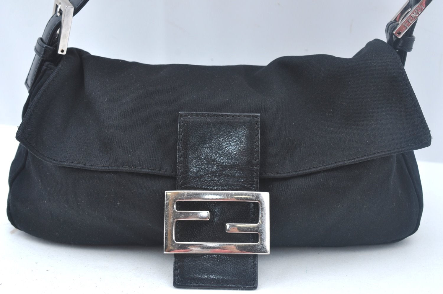 Authentic FENDI Mamma Baguette Shoulder Hand Bag Jersey Leather Black Junk K9949