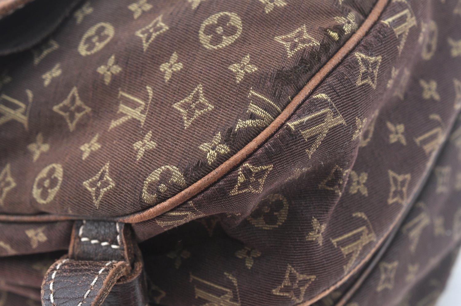 Auth Louis Vuitton Monogram Mini Lin Saumur 30 Shoulder Bag M95227 Brown K9959