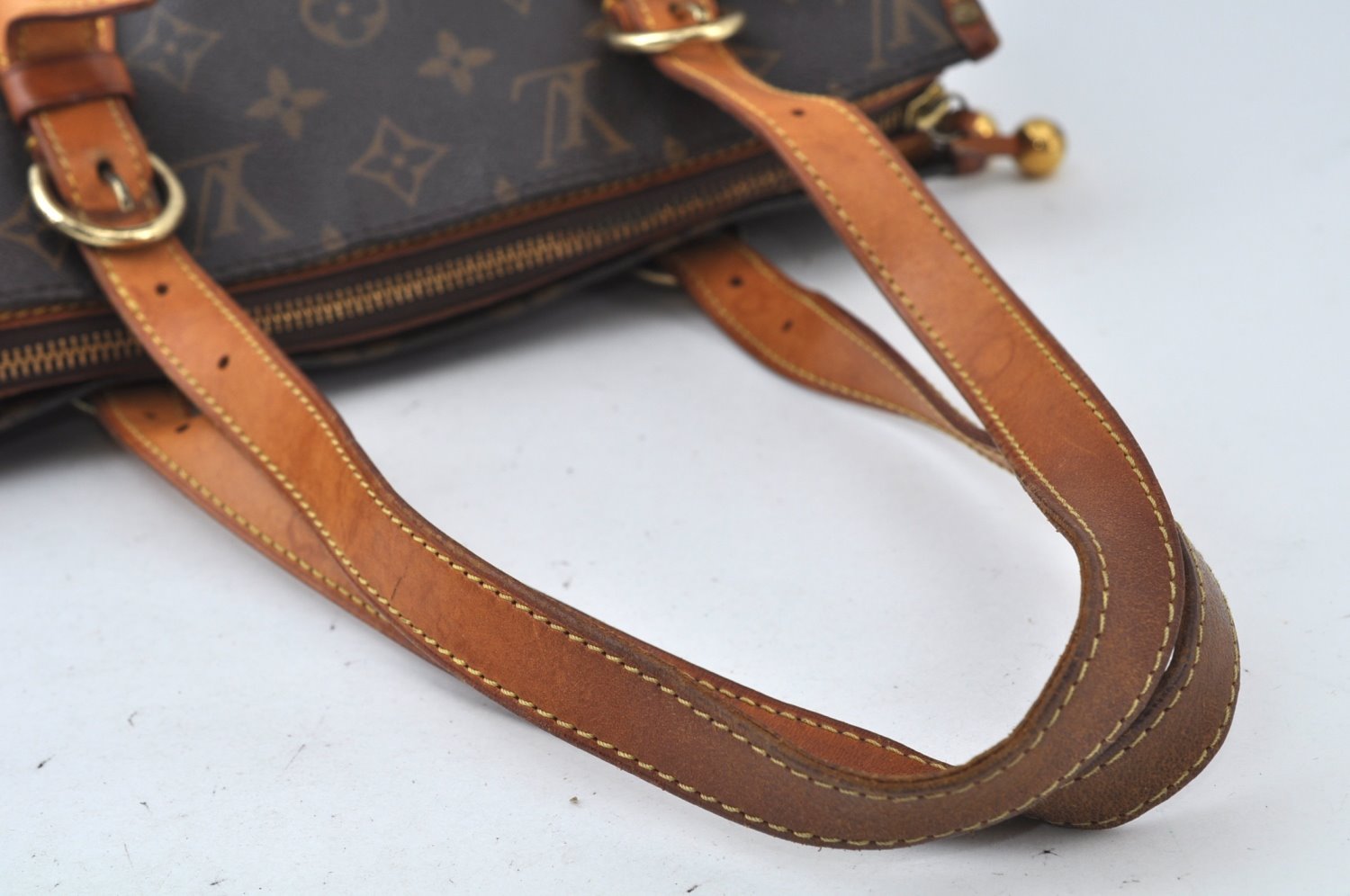 Authentic Louis Vuitton Monogram Popincourt Haut Shoulder Bag M40007 LV K9961