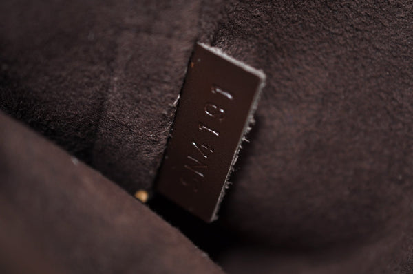 Authentic Louis Vuitton Damier Saint Louis Clutch Hand Bag Purse N51993 LV K9971