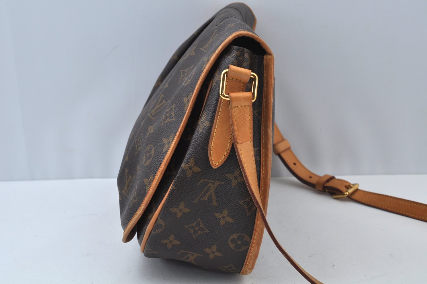 Authentic Louis Vuitton Monogram Menilmontant MM M40473 Shoulder Cross Bag K9974
