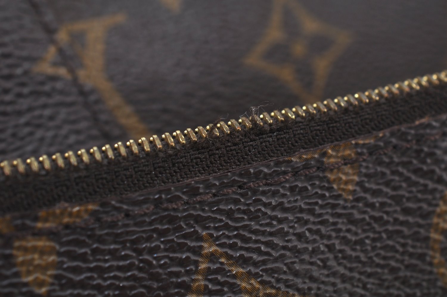 Authentic Louis Vuitton Monogram Menilmontant MM M40473 Shoulder Cross Bag K9974