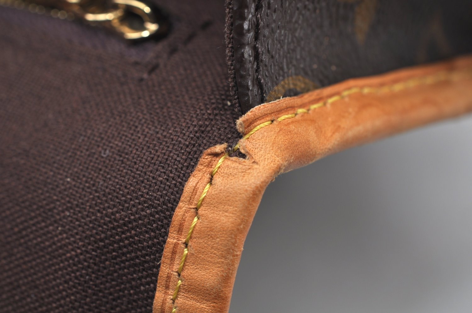 Authentic Louis Vuitton Monogram Menilmontant MM M40473 Shoulder Cross Bag K9974