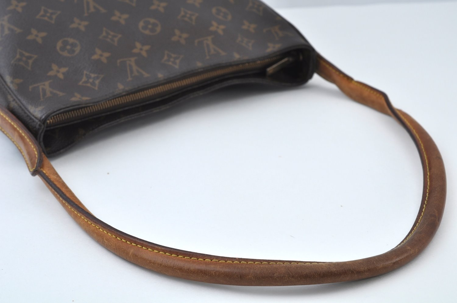 Authentic Louis Vuitton Monogram Looping GM Shoulder Bag M51145 LV K9977