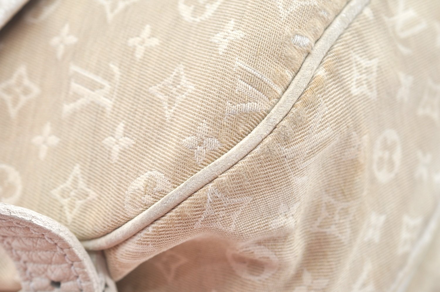 Auth Louis Vuitton Monogram Mini Lin Saumur 30 Hand Bag White M95314 LV K9997