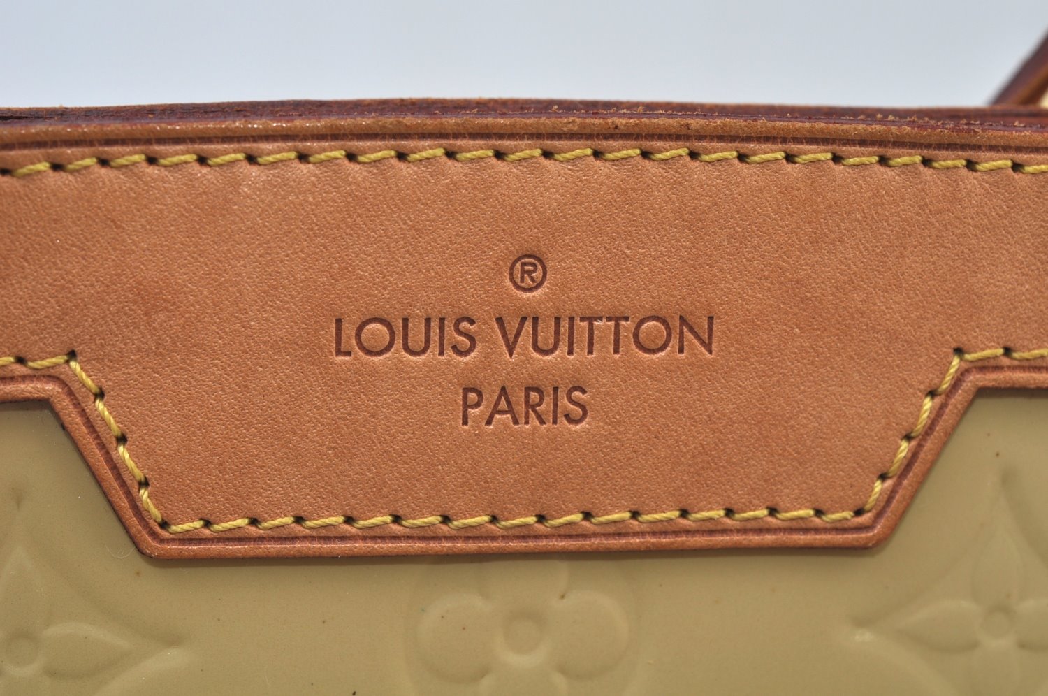 Authentic Louis Vuitton Vernis Brea GM Hand Bag M91617 Yellow K9998