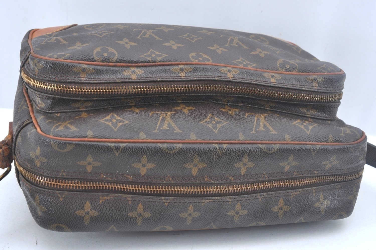 Auth Louis Vuitton Monogram Nile Shoulder Cross Body Bag M45244 LV Junk K9999