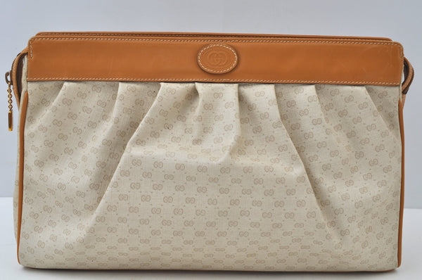 Authentic GUCCI Micro GG PVC Leather Clutch Hand Bag White L0001