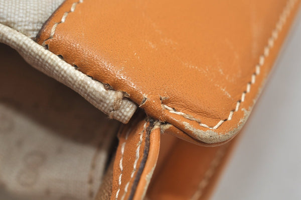 Authentic GUCCI Micro GG PVC Leather Clutch Hand Bag White L0001