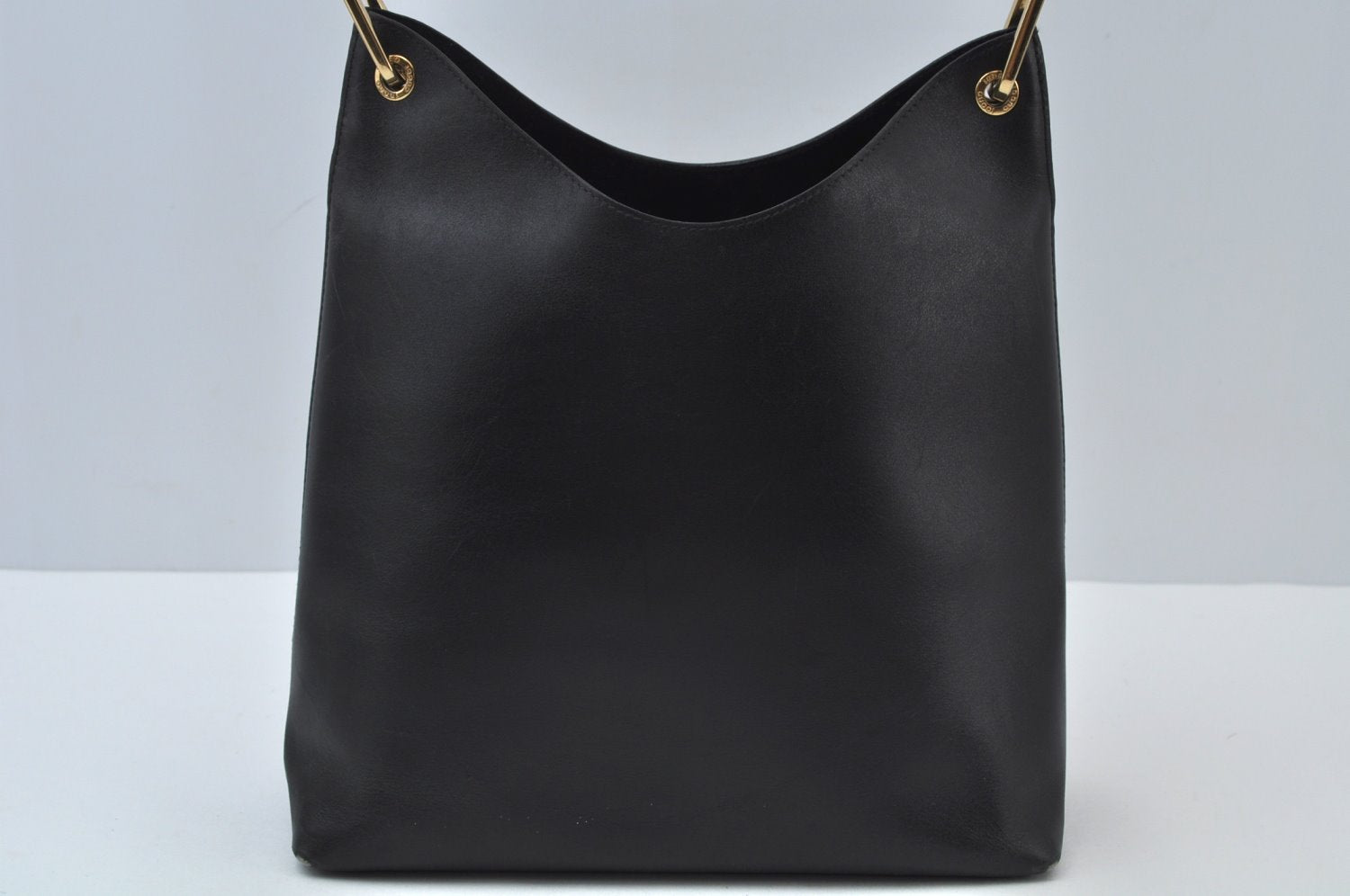 Authentic GUCCI Bamboo Vintage Shoulder Bag Leather Black L0004