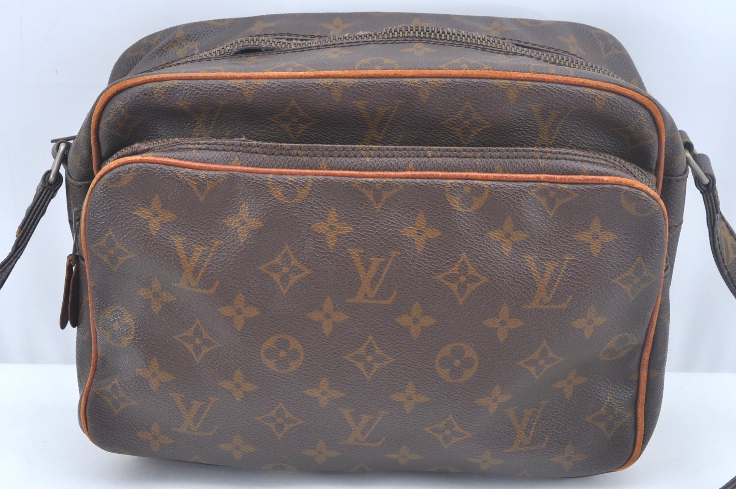 Authe Louis Vuitton Monogram Nile Shoulder Cross Body Bag Old Model Junk L0020