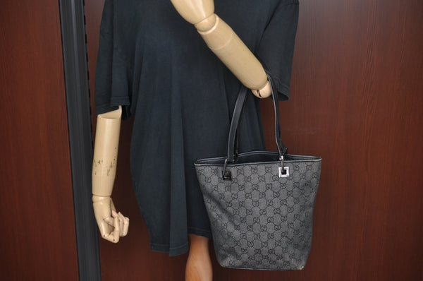 Authentic GUCCI Vintage Shoulder Tote Bag GG Canvas Leather 31244 Black L0022