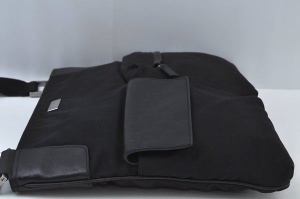 Authentic GUCCI Shoulder Cross Body Bag Purse GG Nylon Leather Black L0037