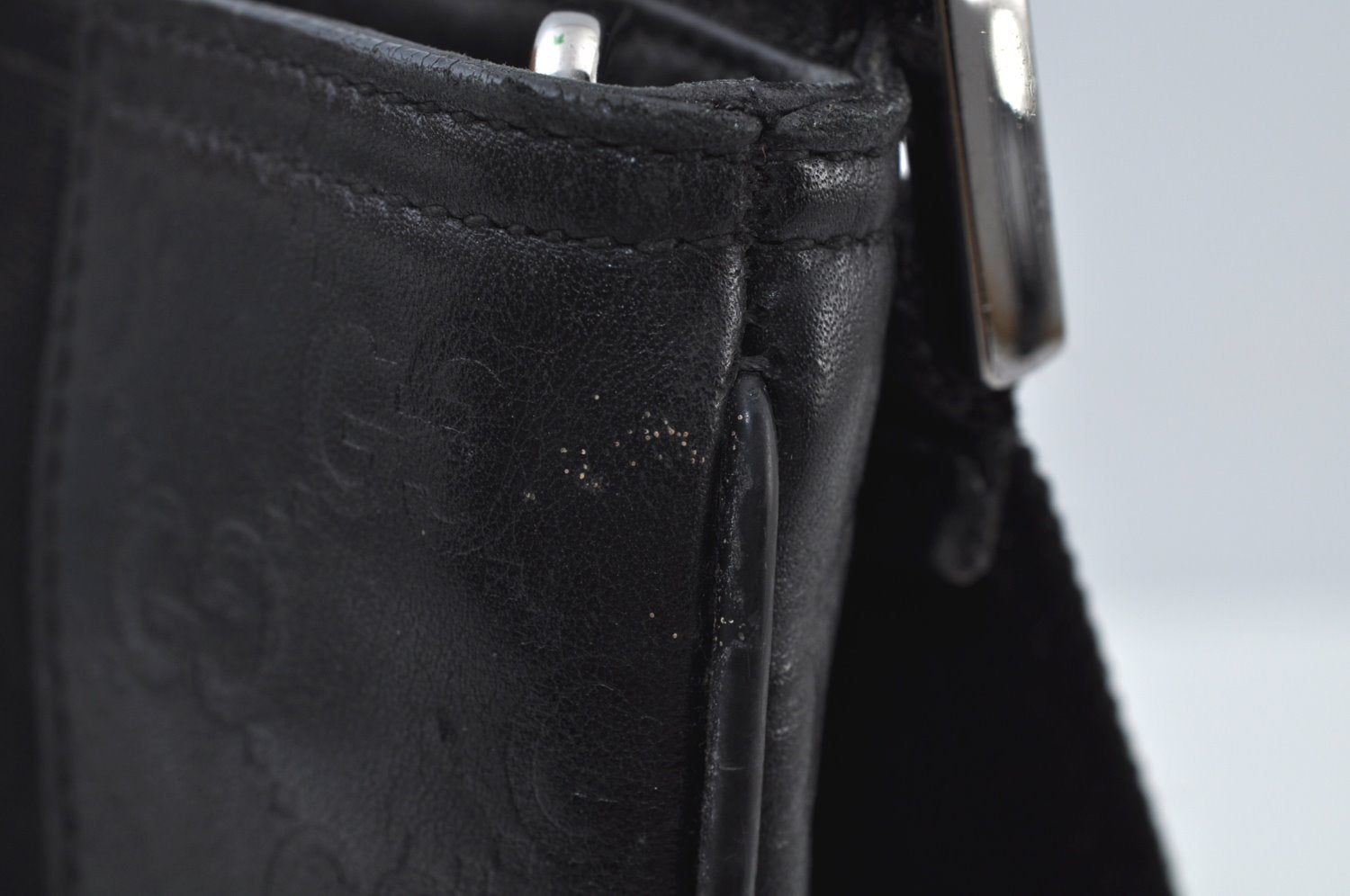 Authentic GUCCI Shoulder Cross Body Bag Purse GG Nylon Leather Black L0037