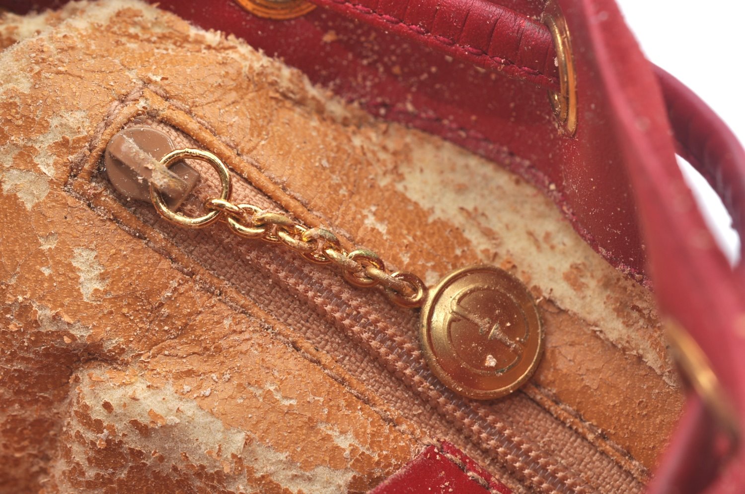Authentic GUCCI Shoulder Cross Body Bag Suede Leather Red Junk L0046