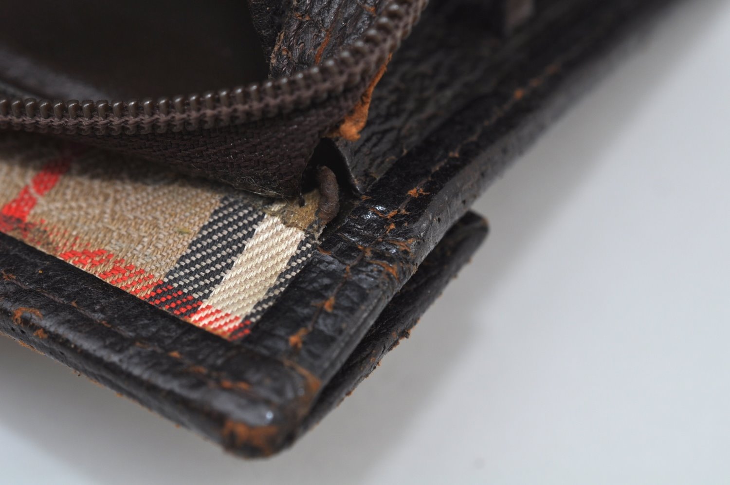 Authentic Burberrys Nova Check Canvas Pouch Purse Brown Beige L0088