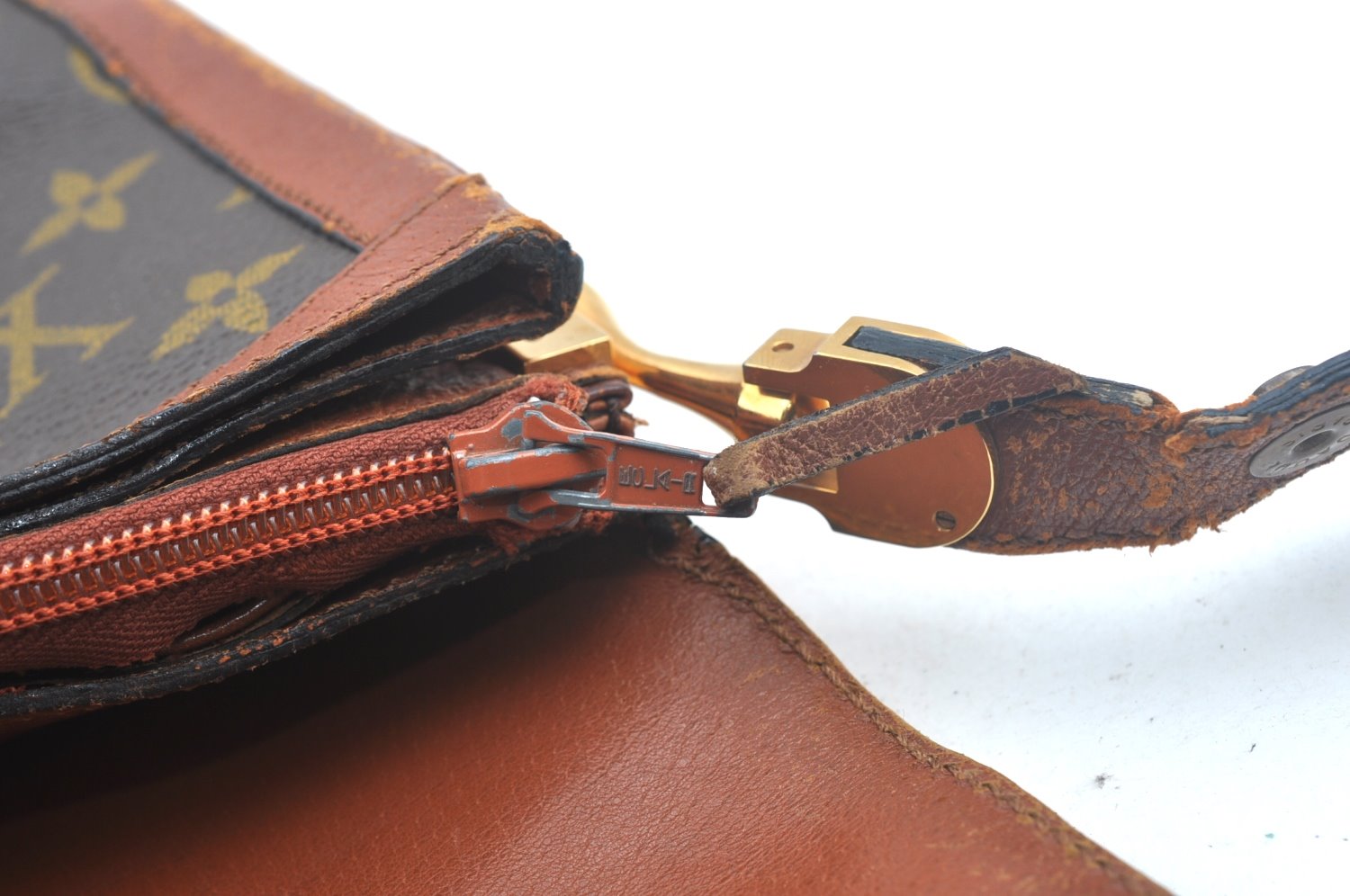 Authentic Louis Vuitton Monogram Sac Vavolet Hand Bag Old Model LV Junk L0153