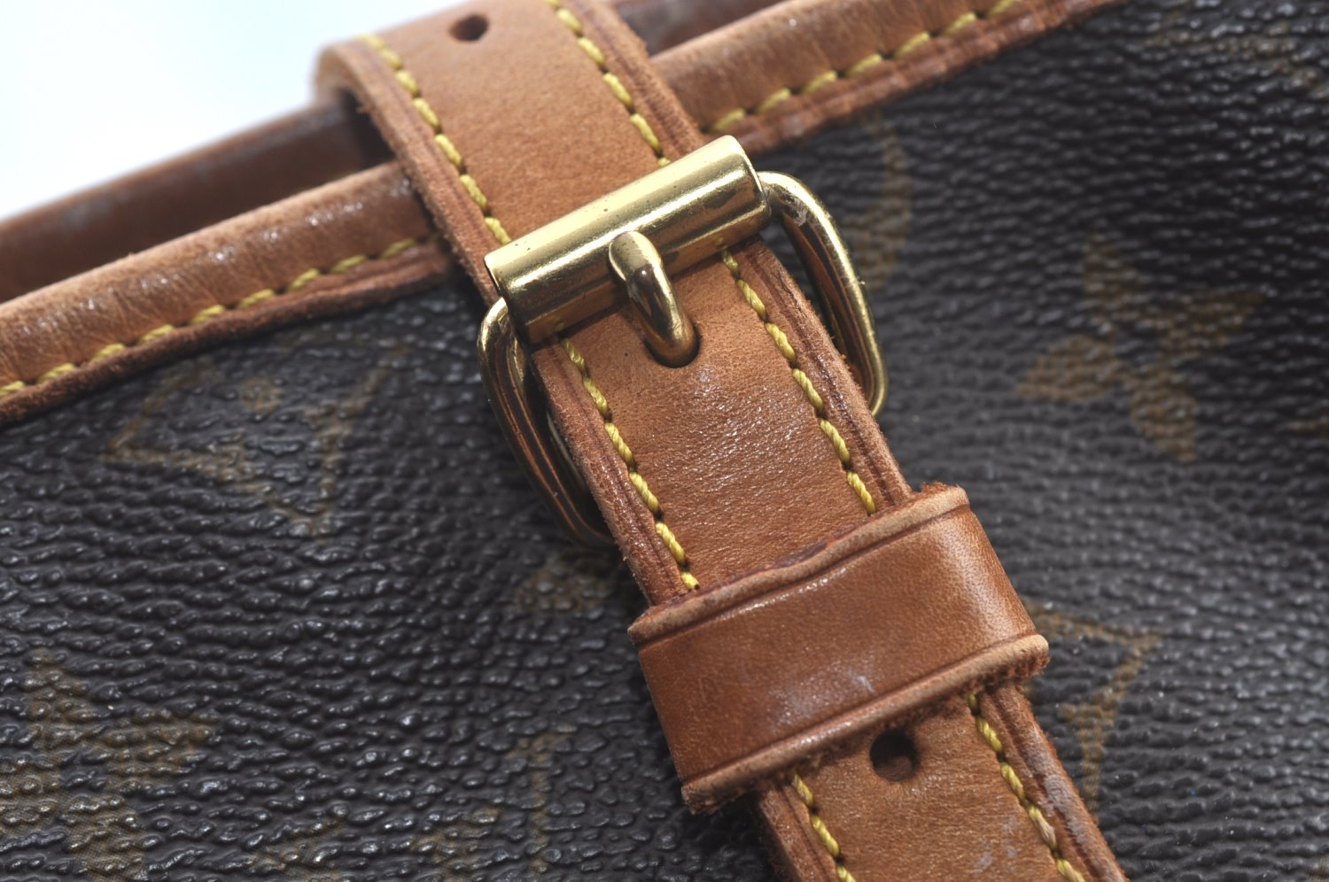 Authentic Louis Vuitton Monogram Bucket GM Shoulder Tote Bag M42236 LV Junk L0156