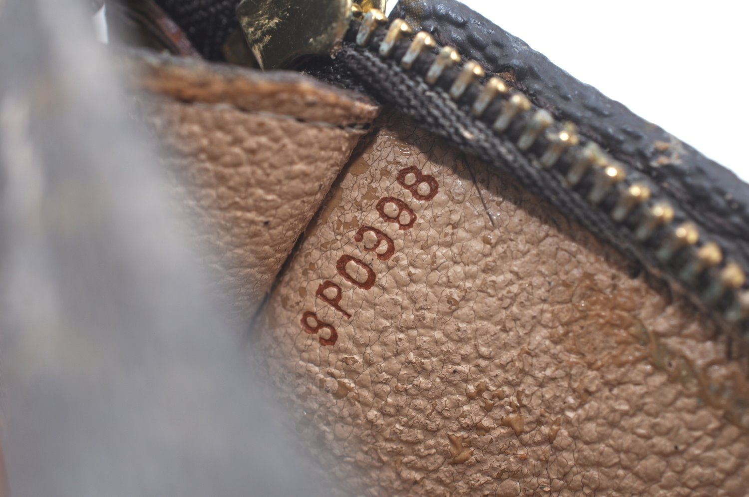 Authentic Louis Vuitton Monogram Bucket GM Shoulder Tote Bag M42236 LV Junk L0156