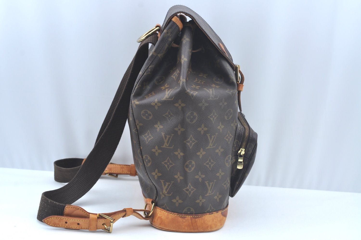 Authentic Louis Vuitton Monogram Montsouris GM Backpack M51135 LV L0159