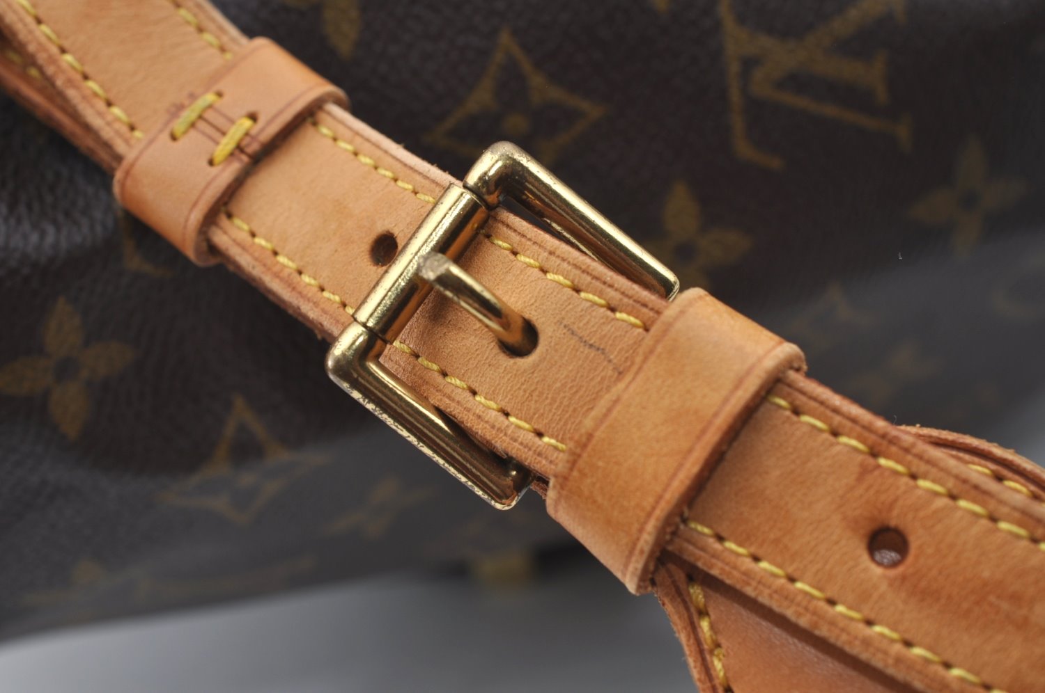 Authentic Louis Vuitton Monogram Montsouris GM Backpack M51135 LV L0159