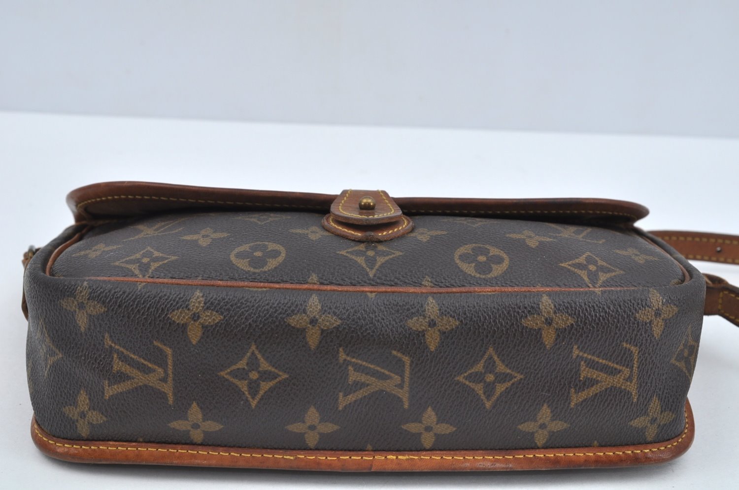 Authentic Louis Vuitton Monogram Gibeciere PM Shoulder Cross Bag M42248 LV L0165