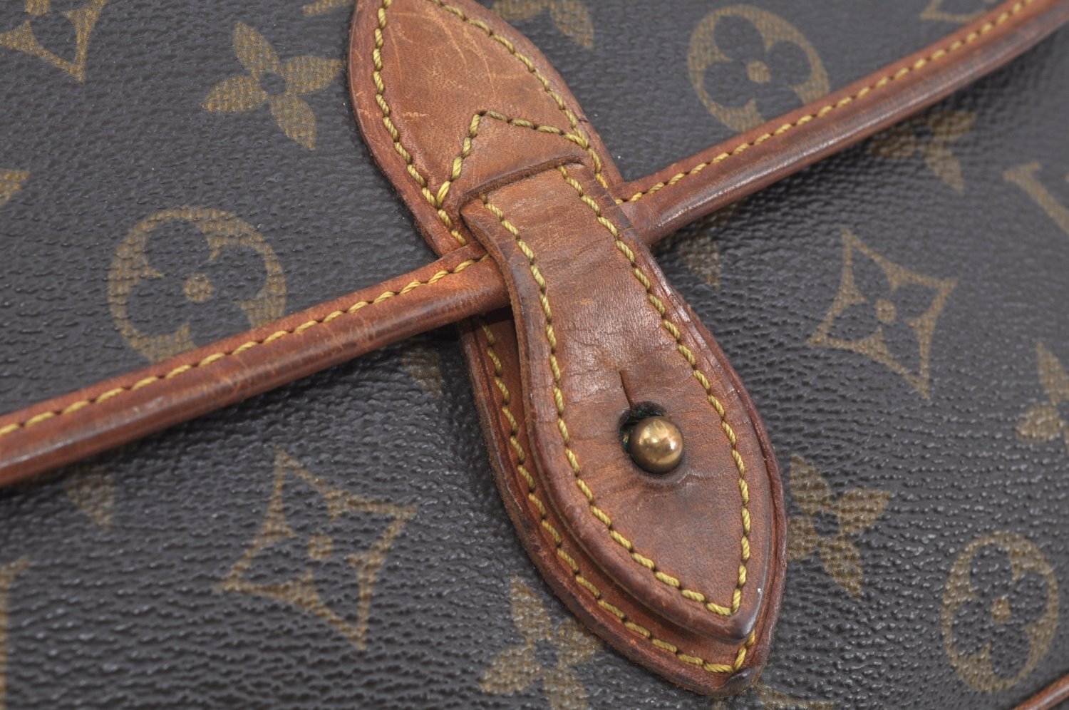 Authentic Louis Vuitton Monogram Gibeciere PM Shoulder Cross Bag M42248 LV L0165