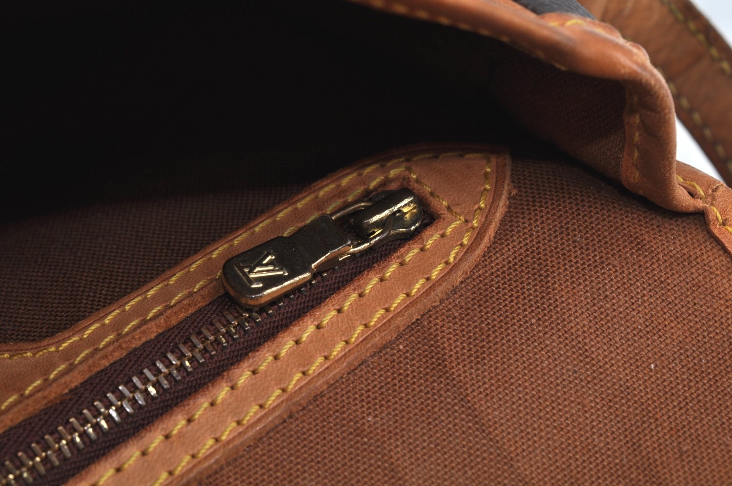 Authentic Louis Vuitton Monogram Gibeciere PM Shoulder Cross Bag M42248 LV L0165