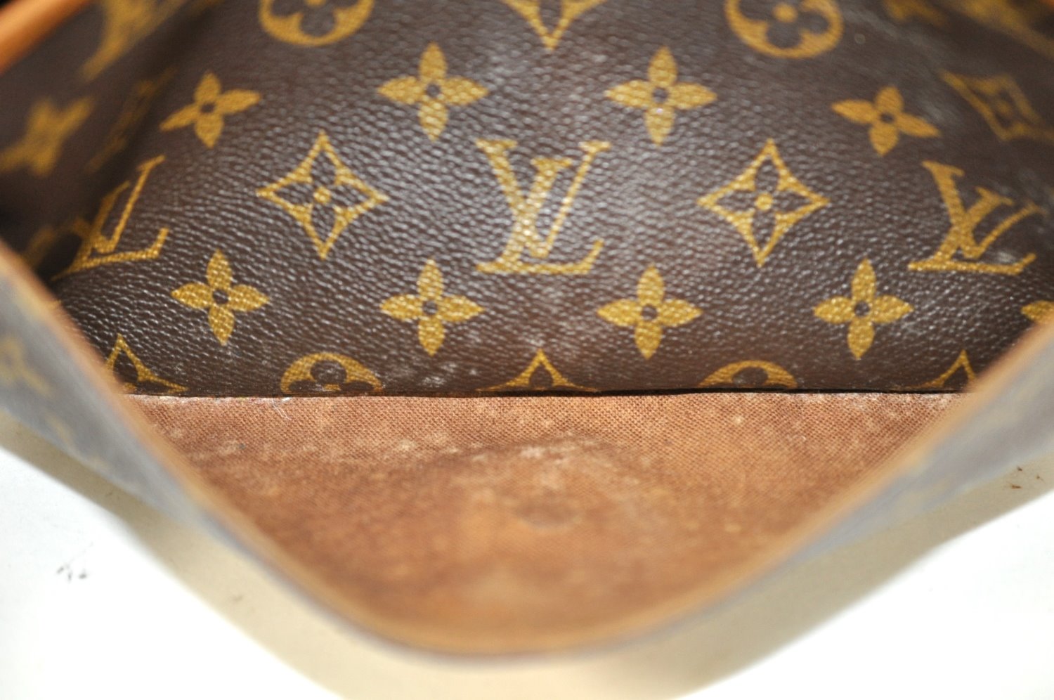 Authentic Louis Vuitton Monogram Gibeciere PM Shoulder Cross Bag M42248 LV L0165