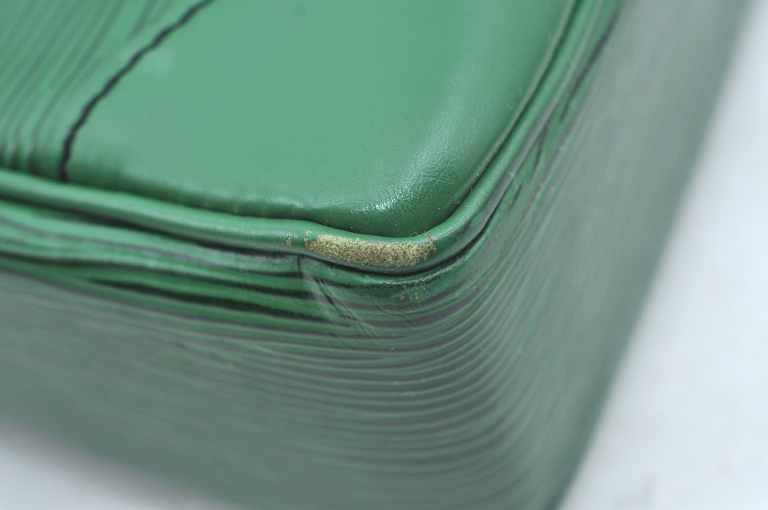 Authentic Louis Vuitton Epi Porte Documents Voyage Briefcase M54474 Green  L0180