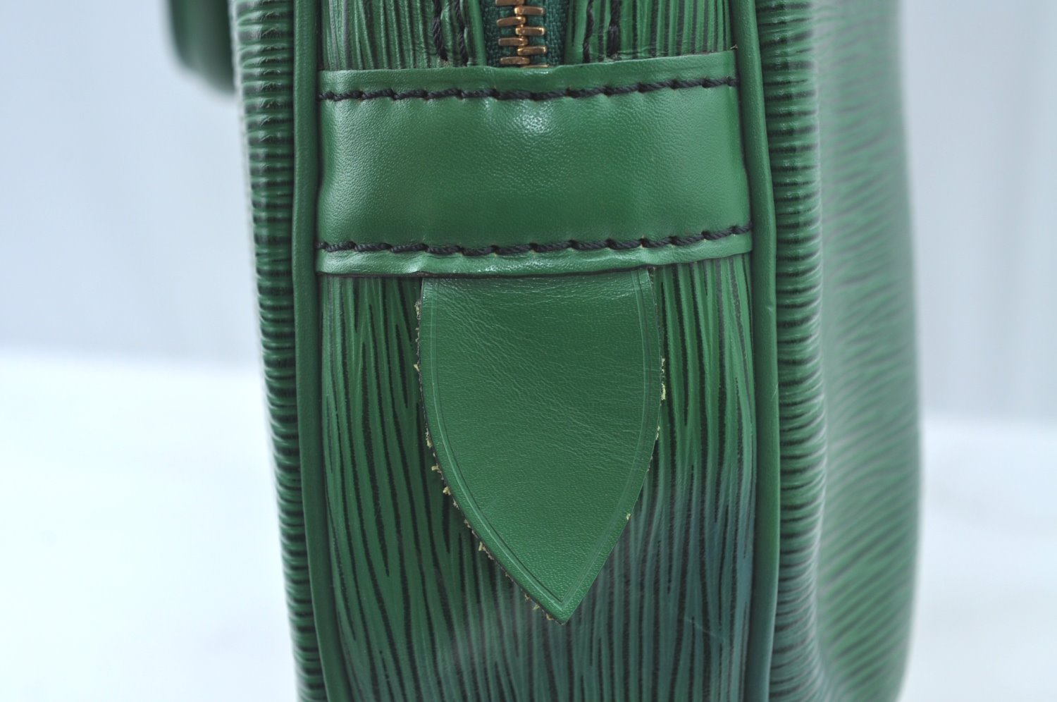 Authentic Louis Vuitton Epi Porte Documents Voyage Briefcase M54474 Green  L0180