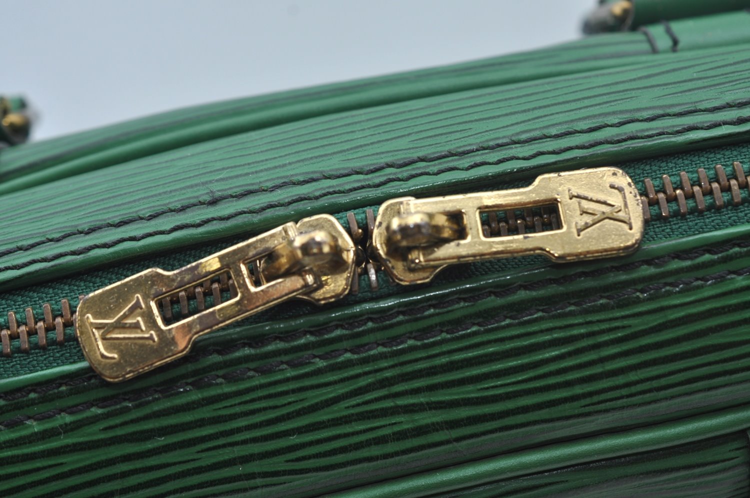 Authentic Louis Vuitton Epi Porte Documents Voyage Briefcase M54474 Green  L0180