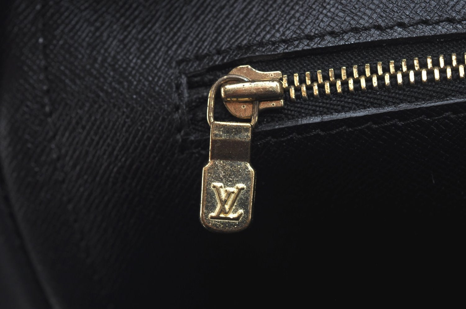 Authentic Louis Vuitton Epi Porte Documents Voyage Briefcase M54474 Green  L0180