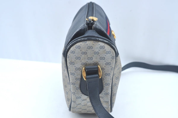 Auth GUCCI Micro GG Sherry Line PVC Leather Shoulder Cross Body Bag Navy L0207