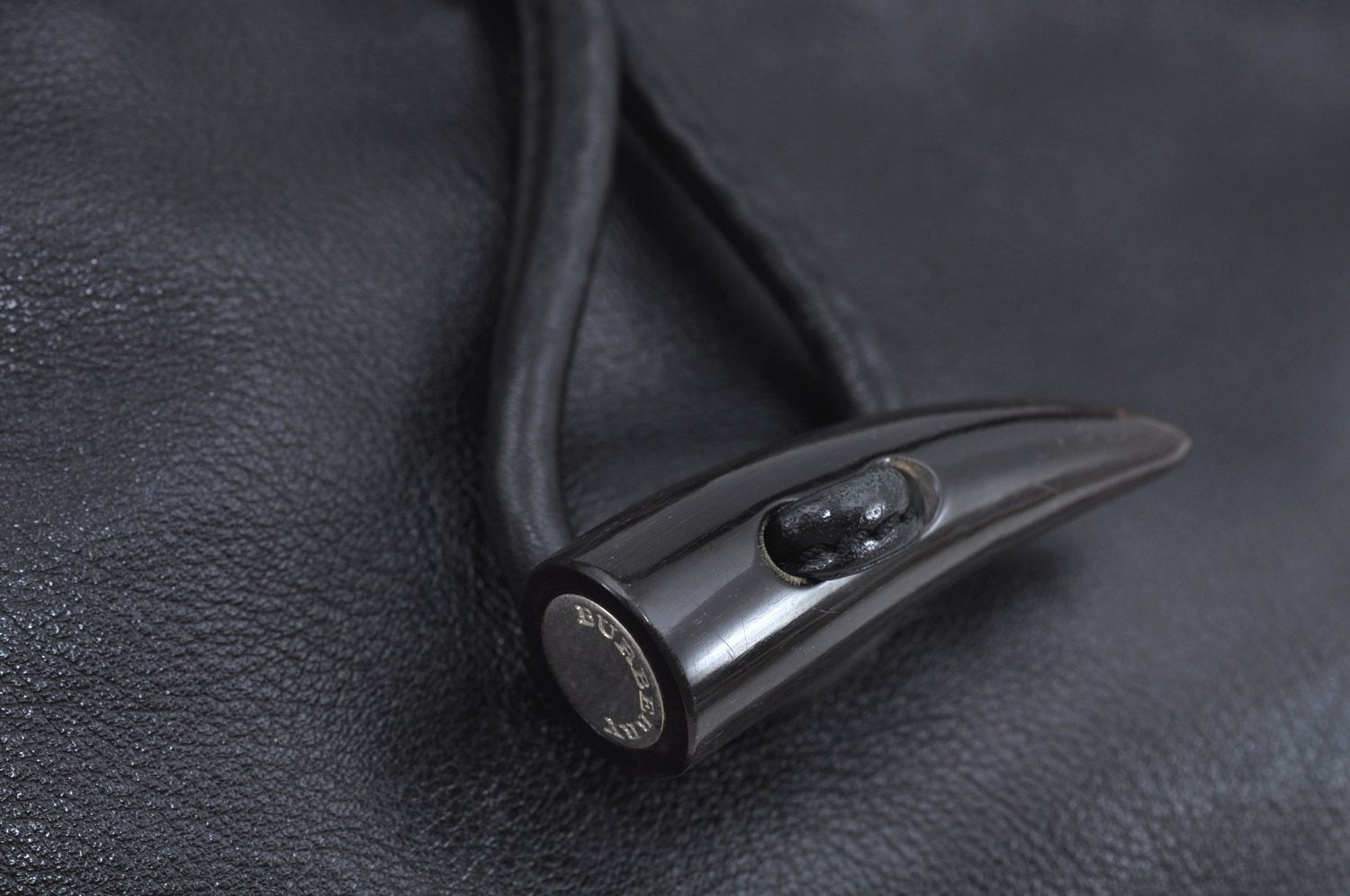 Authentic BURBERRY Vintage Leather Shoulder Hand Bag Purse Black L0209