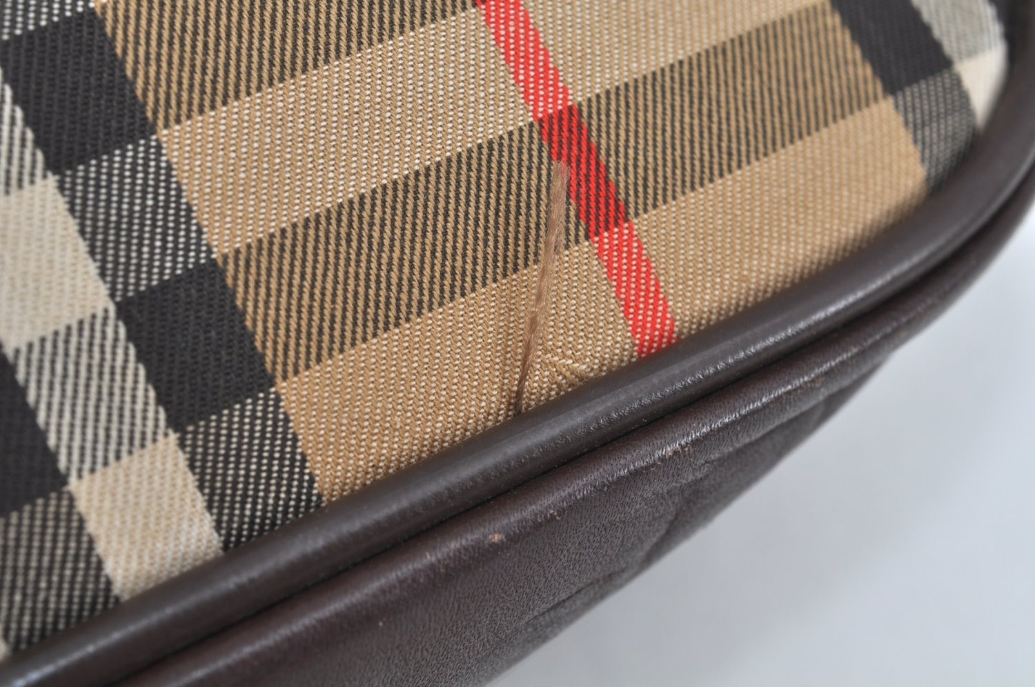 Authentic BURBERRY Nova Check Shoulder Bag Purse Canvas Leather Beige L0214