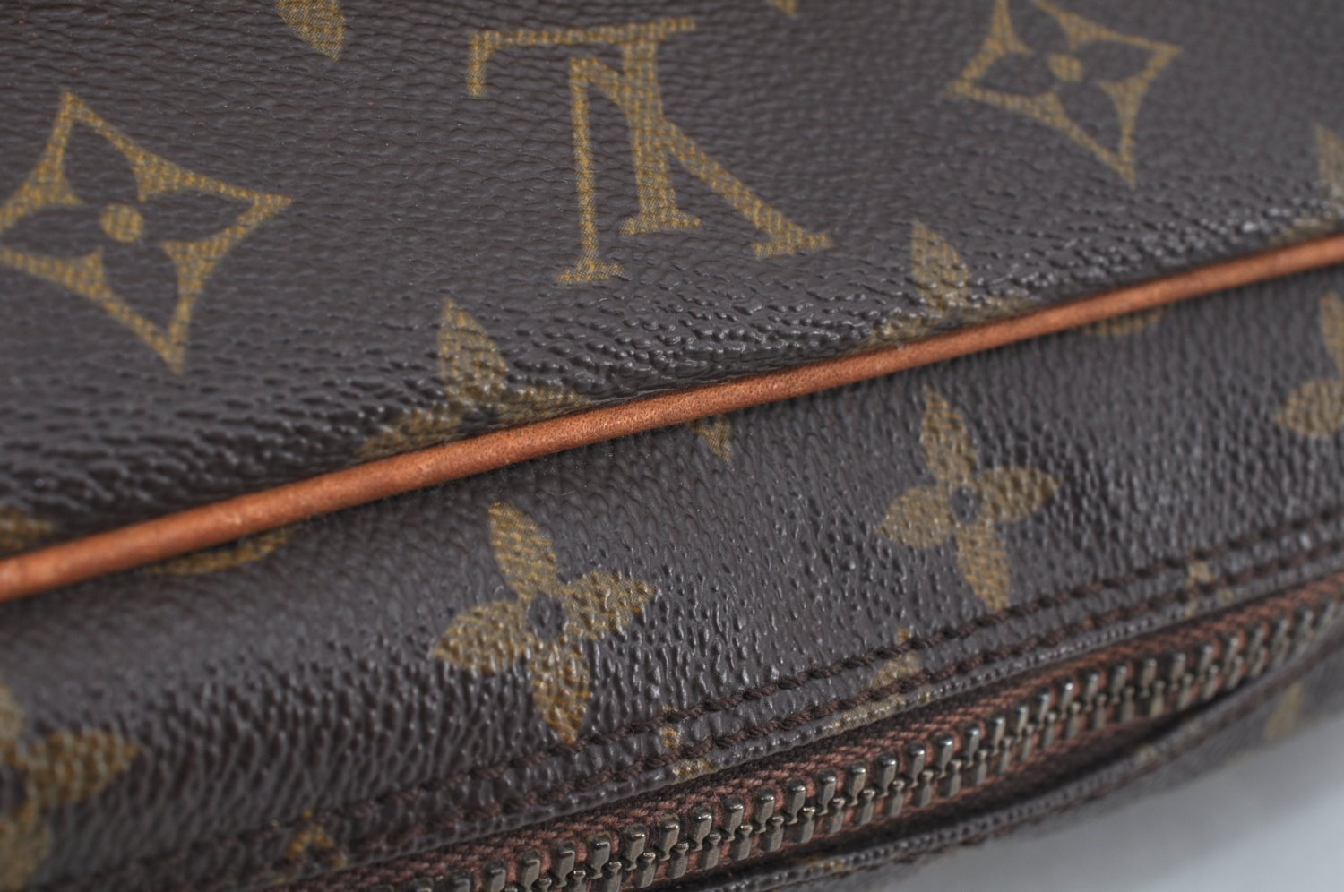 Authentic Louis Vuitton Monogram Compiegne 28 Clutch Hand Bag M51845 LV L0217