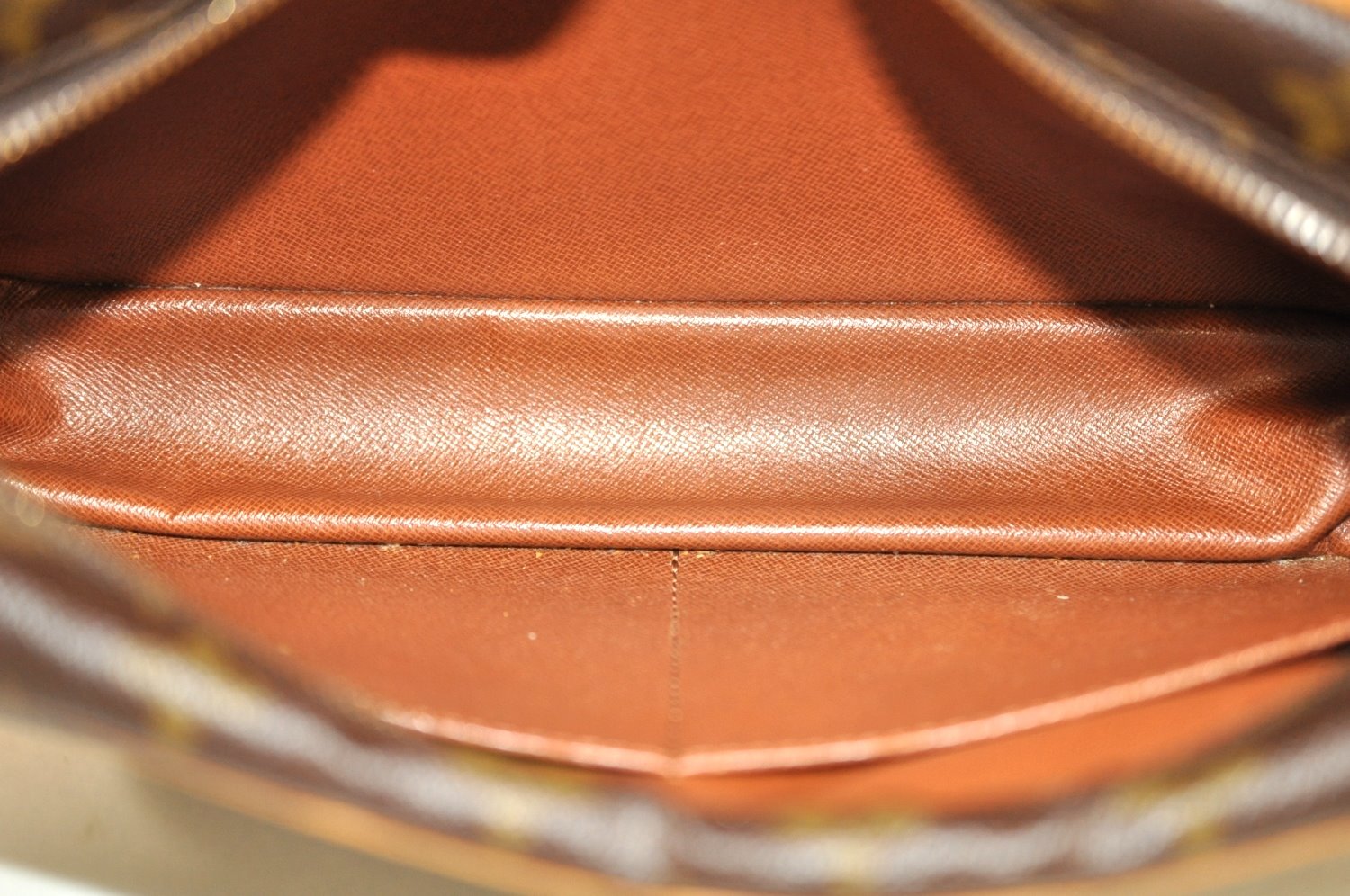 Authentic Louis Vuitton Monogram Compiegne 28 Clutch Hand Bag M51845 LV L0218