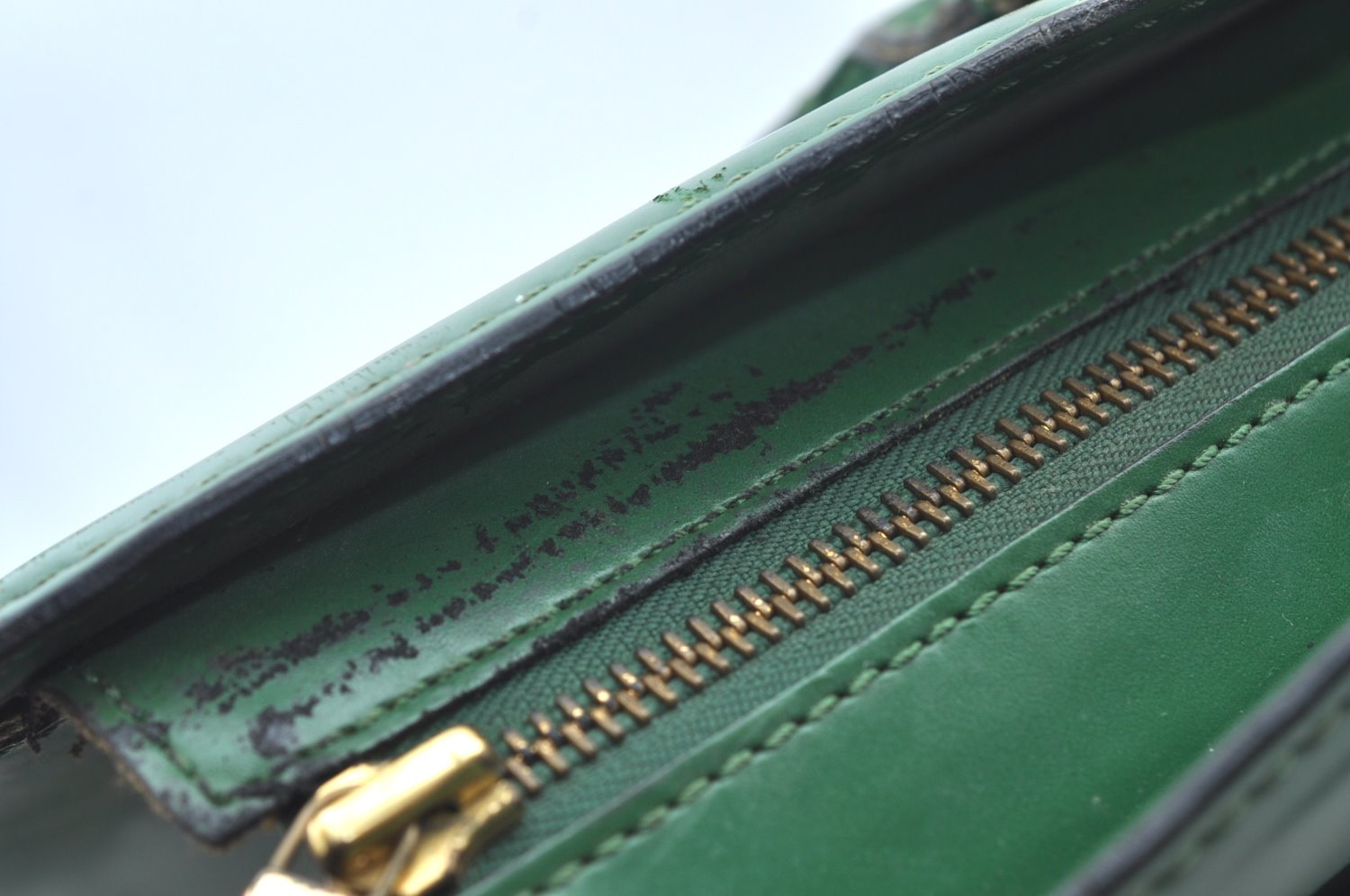 Authentic Louis Vuitton Epi Riviera Hand Bag Green M48184 LV Junk L0219