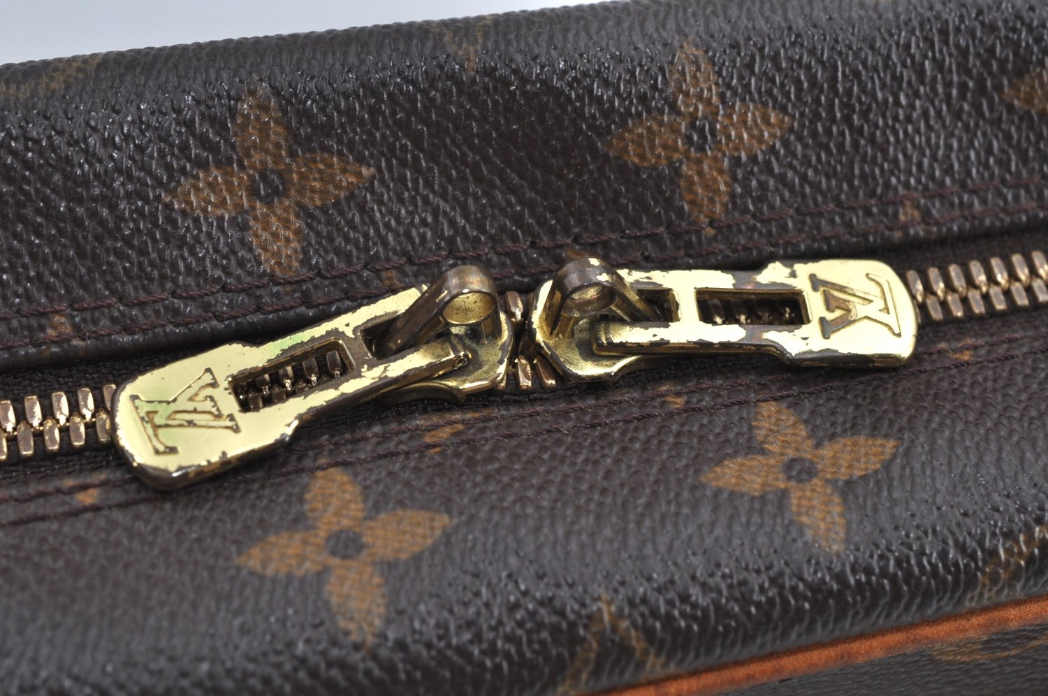 Authentic Louis Vuitton Monogram Porte Documents Pegase M53343 Briefcase L0220