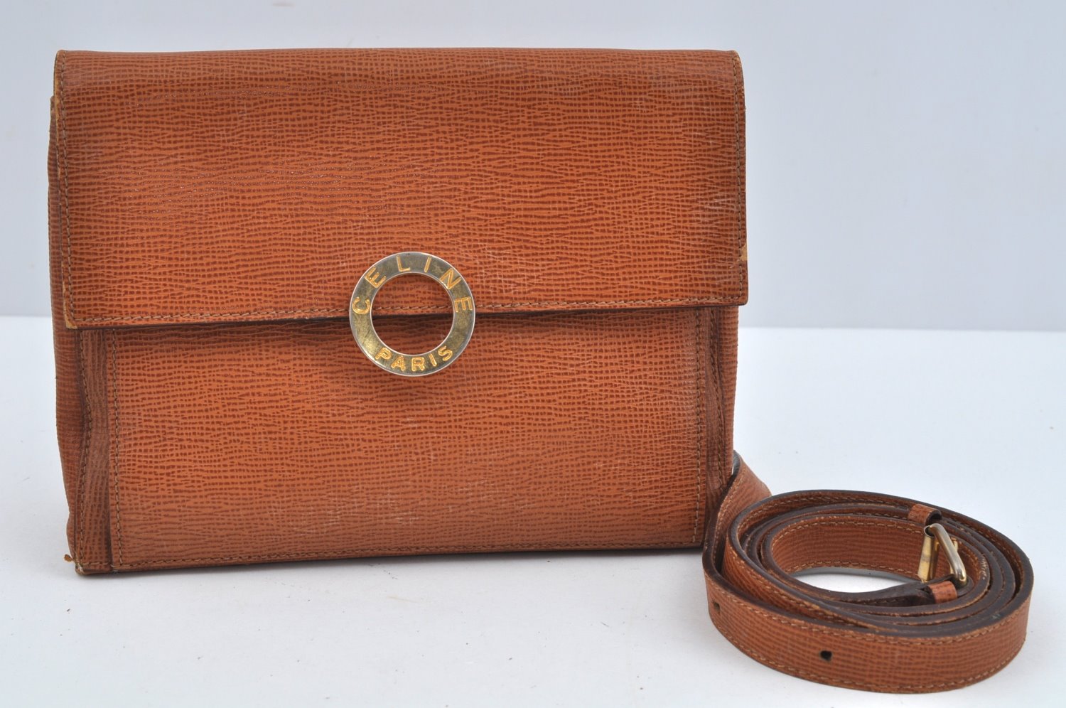 Authentic CELINE Shoulder Bag Purse Leather Brown Junk L0227
